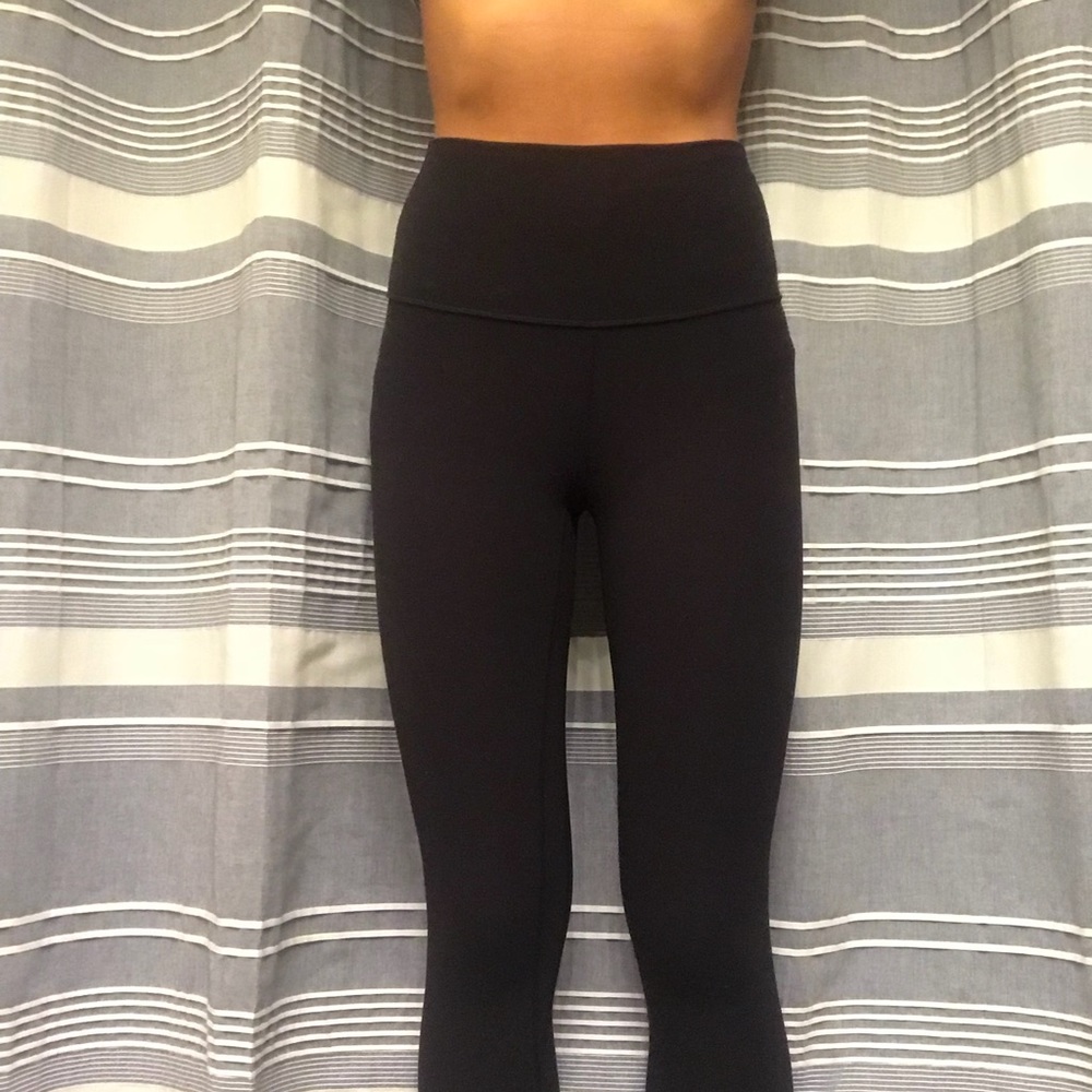 Lululemon athletica cropped leggings
